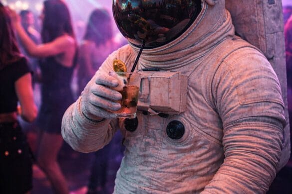 Can You Smoke in Amsterdam Nightclubs? Know the Rules